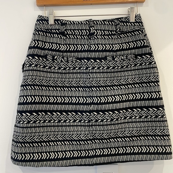 Anthropologie Maeve Fieldnotes button front Black White Tribal Striped Skirt 2 - Picture 5 of 14